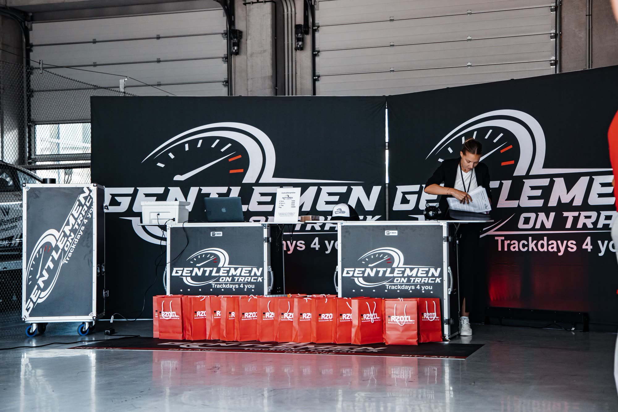 Anmeldung von Gentlemen on Track in der Box